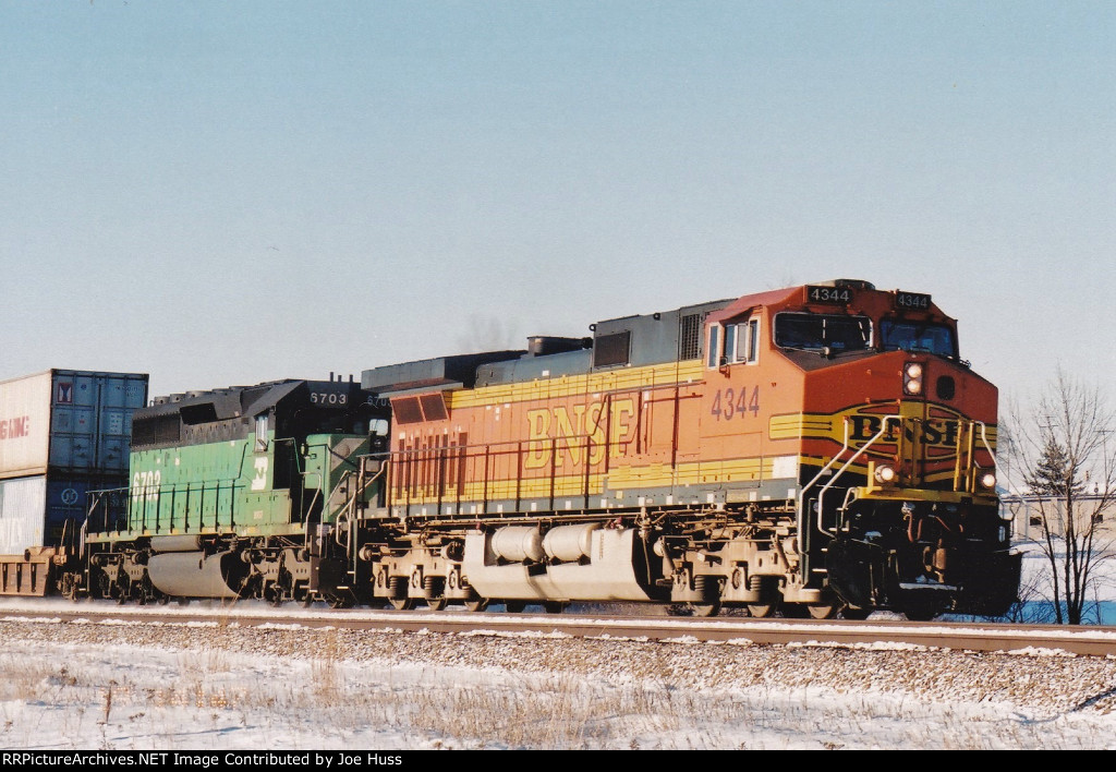 BNSF 4344 East